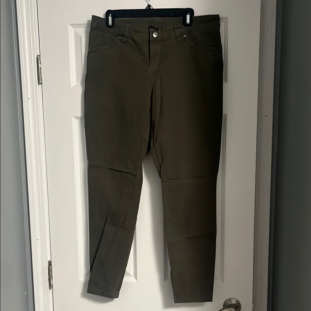 Women’s  Kuhl Olive Green Pants